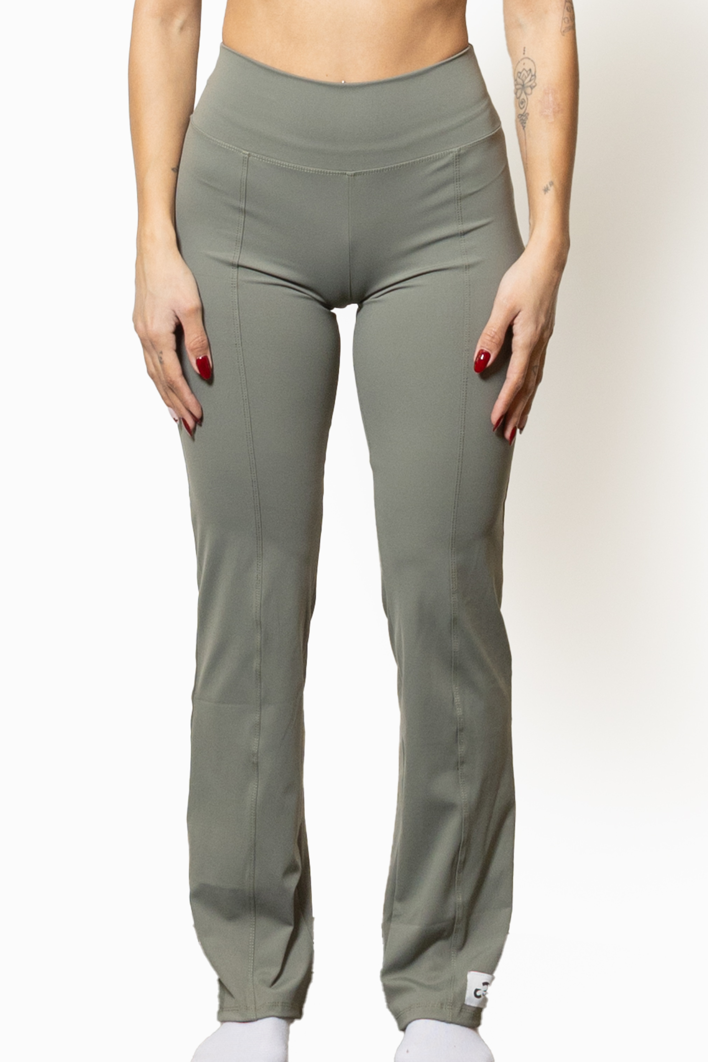 The Triumph Flow Leggings